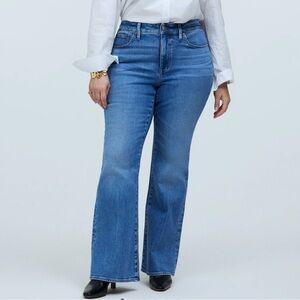 NWT Madewell Plus Flea Market Flare Jeans in Amaretto Wash 20
